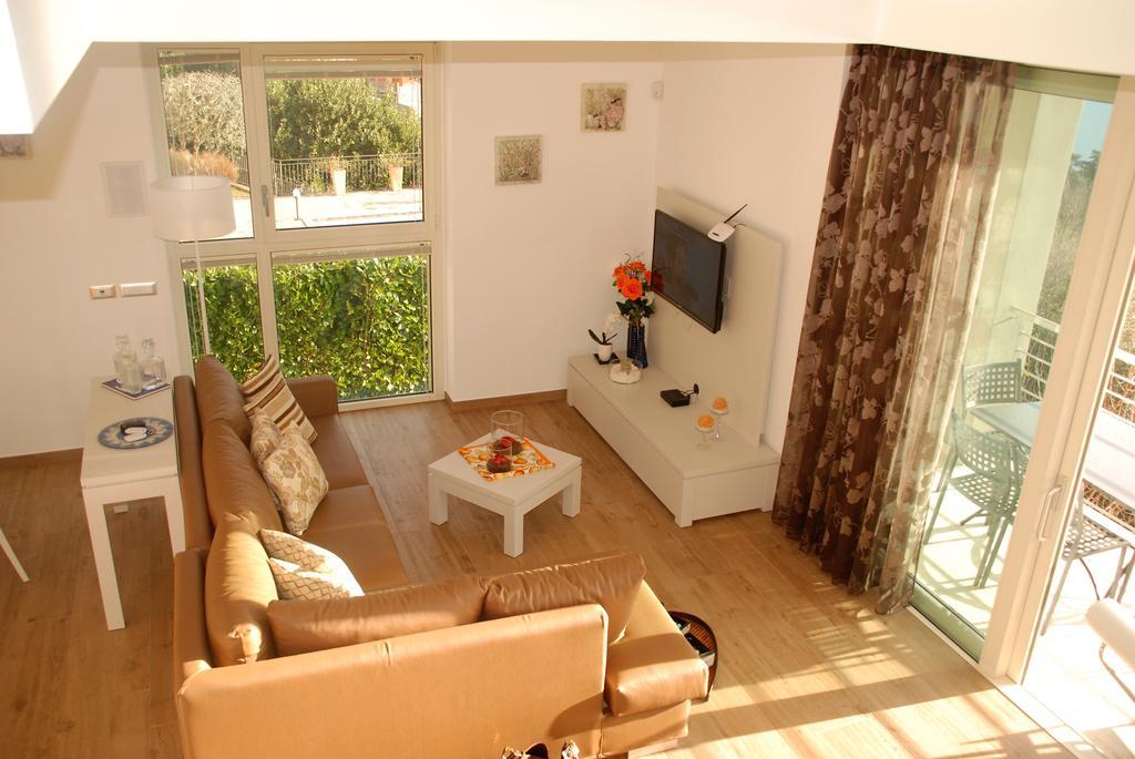 Residenza Simona Mezzegra Exterior foto